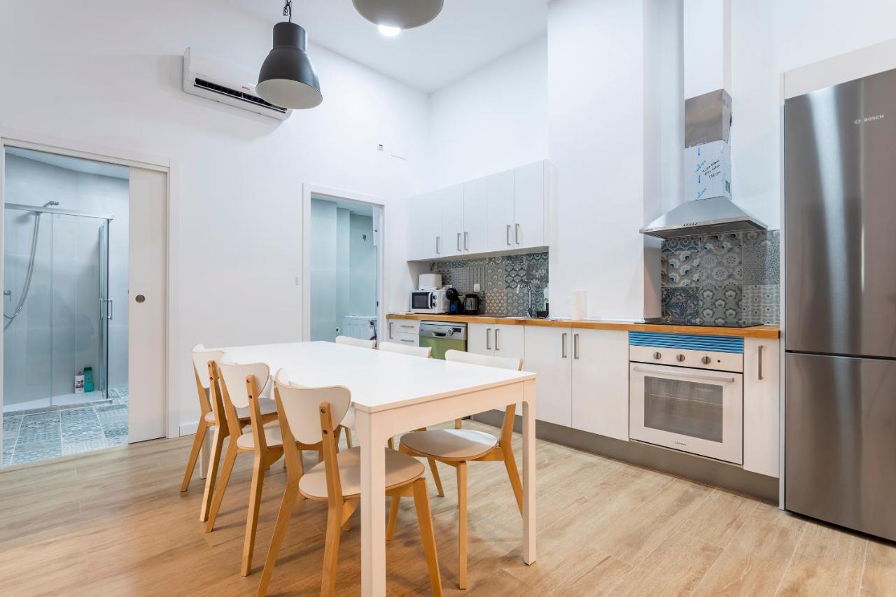 10 Pax, Ac, Wifi Gratis, Ciudad Artes Y Ciencias Apartment Valencia Luaran gambar